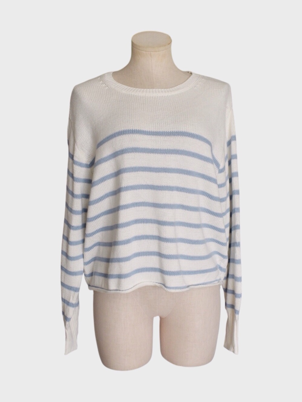 NWT Vigoss Striped Crew Neck Lightweight Knit Sweater